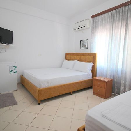 Lengu Holidays Houses Sarande Bagian luar foto