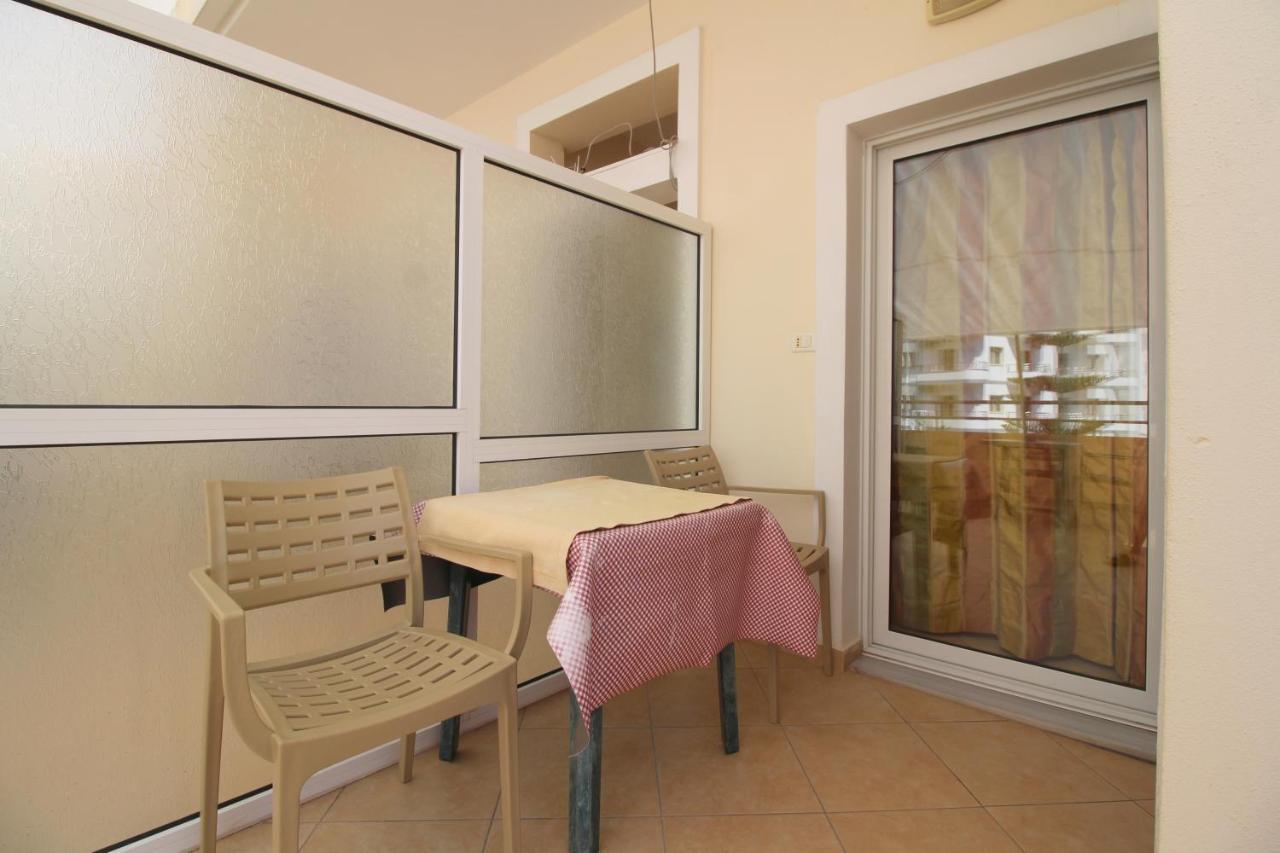 Lengu Holidays Houses Sarande Bagian luar foto