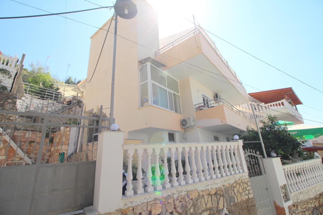 Lengu Holidays Houses Sarande Bagian luar foto