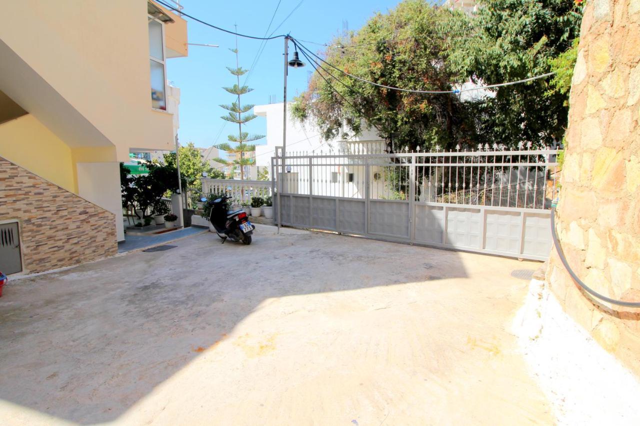 Lengu Holidays Houses Sarande Bagian luar foto