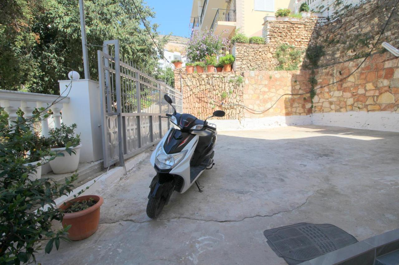 Lengu Holidays Houses Sarande Bagian luar foto