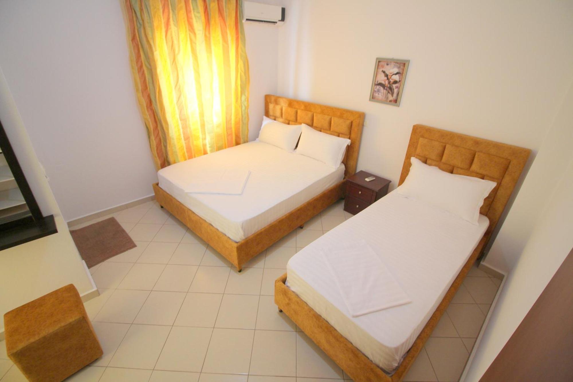 Lengu Holidays Houses Sarande Bagian luar foto