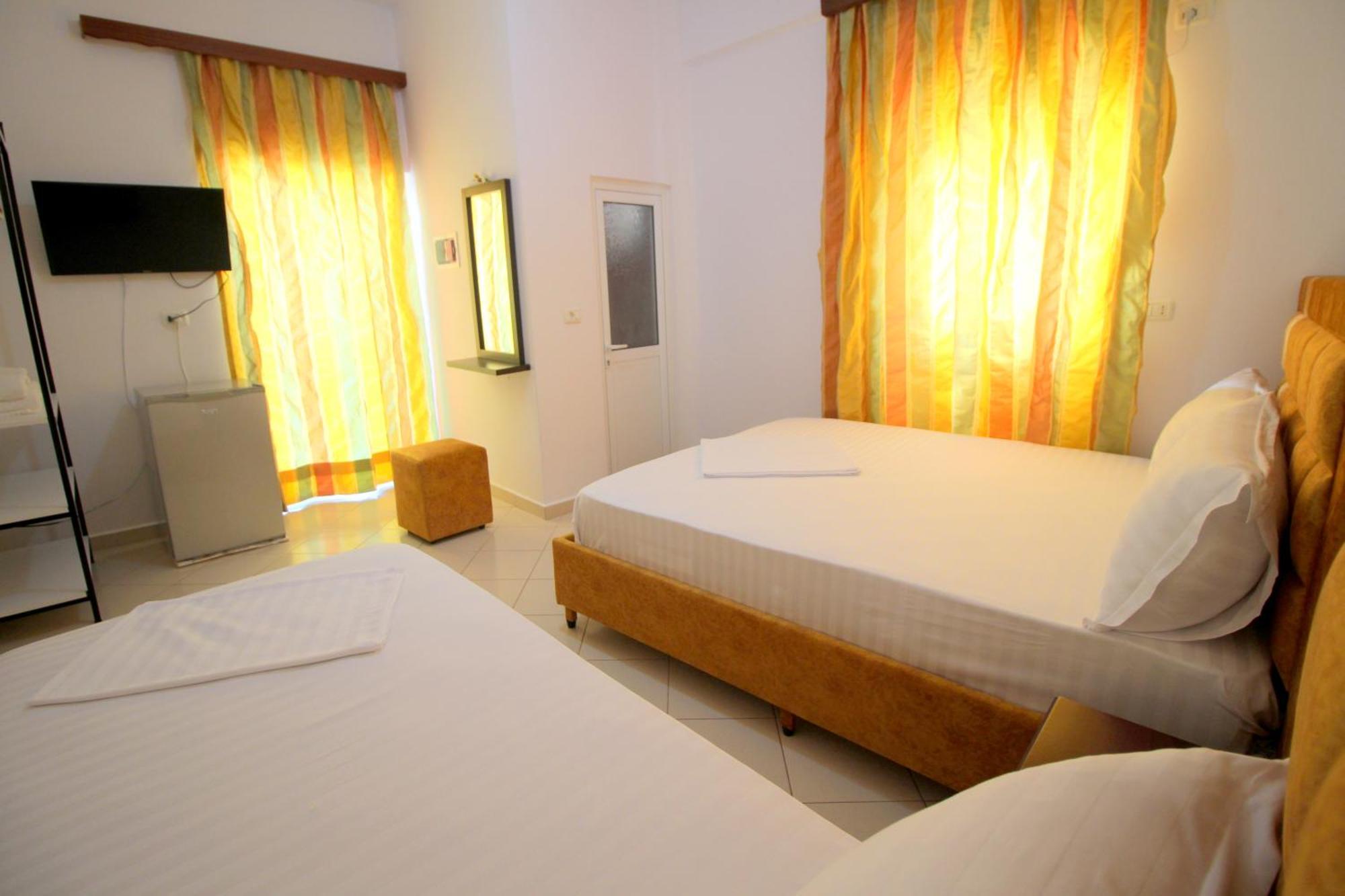 Lengu Holidays Houses Sarande Bagian luar foto