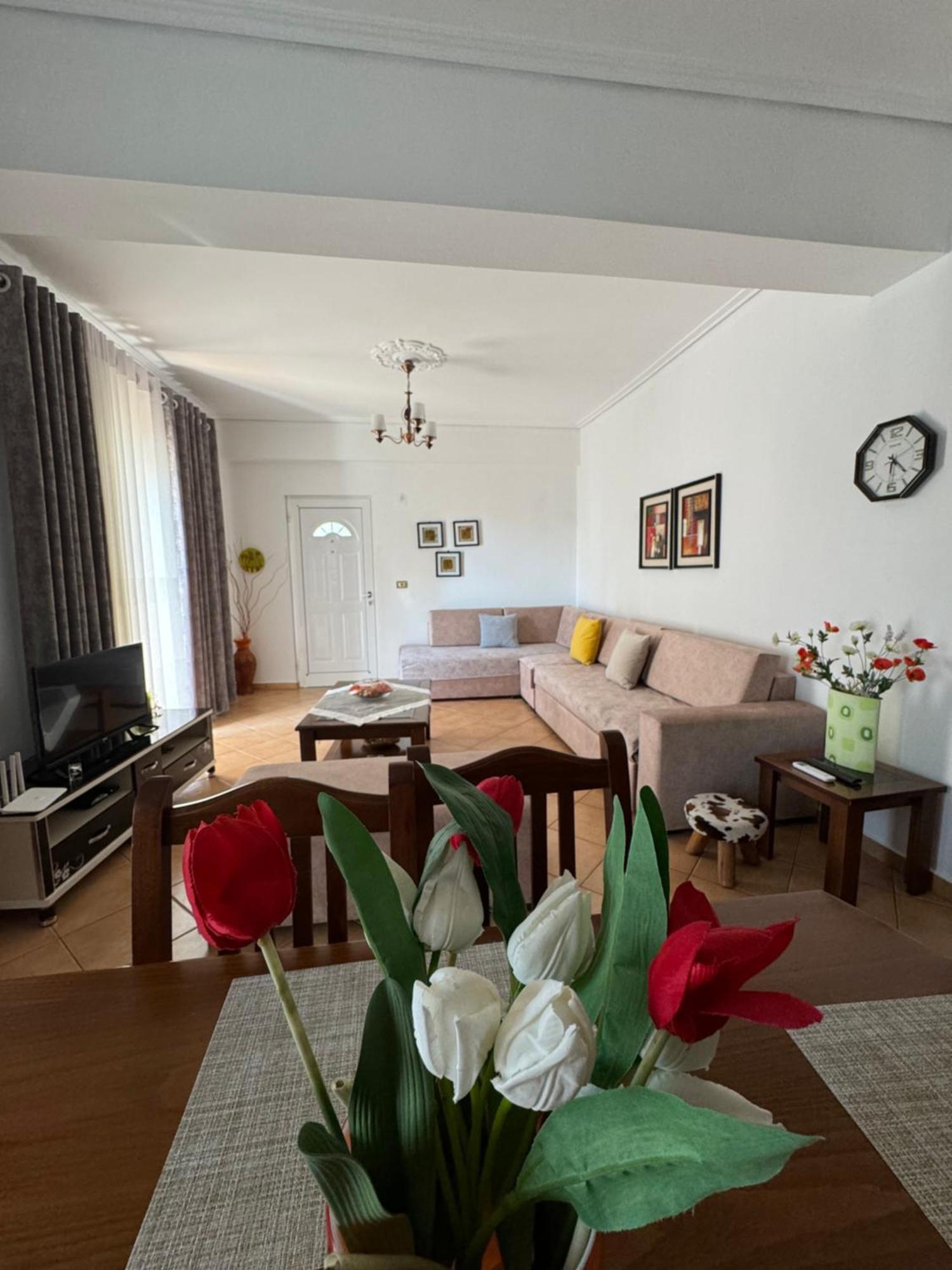Lengu Holidays Houses Sarande Bagian luar foto
