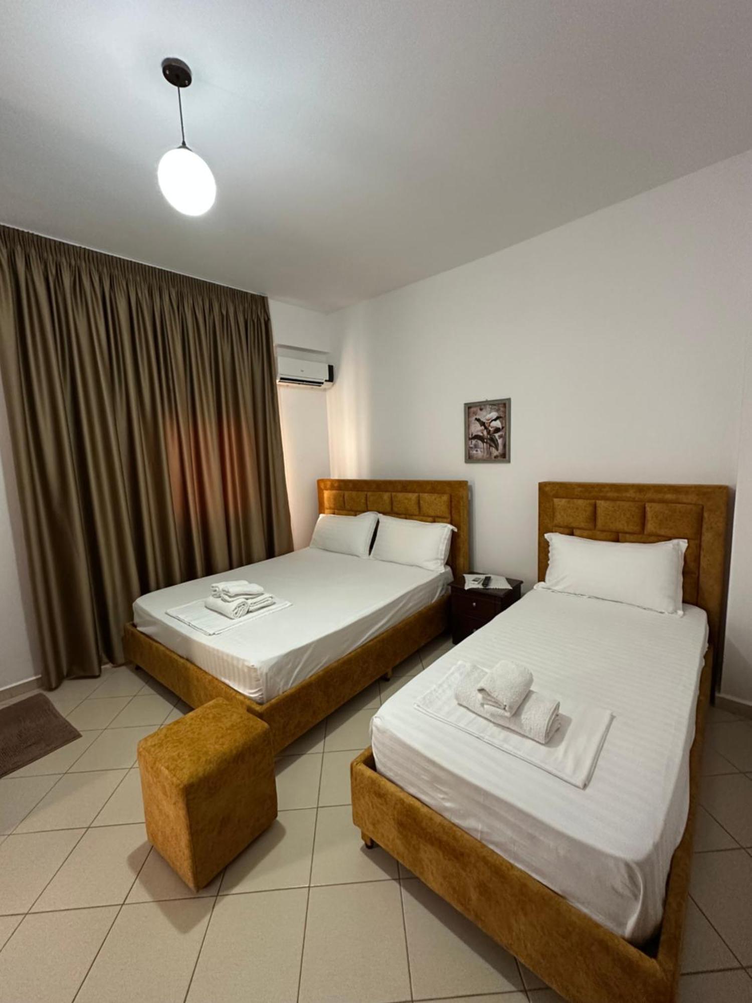 Lengu Holidays Houses Sarande Bagian luar foto
