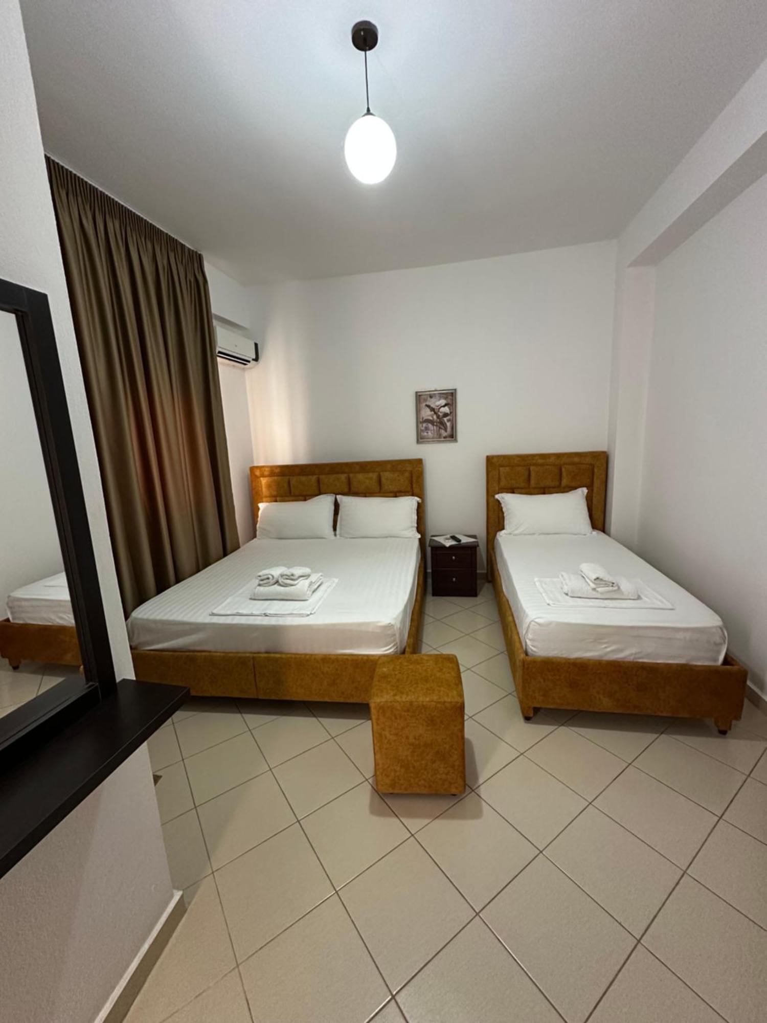 Lengu Holidays Houses Sarande Ruang foto