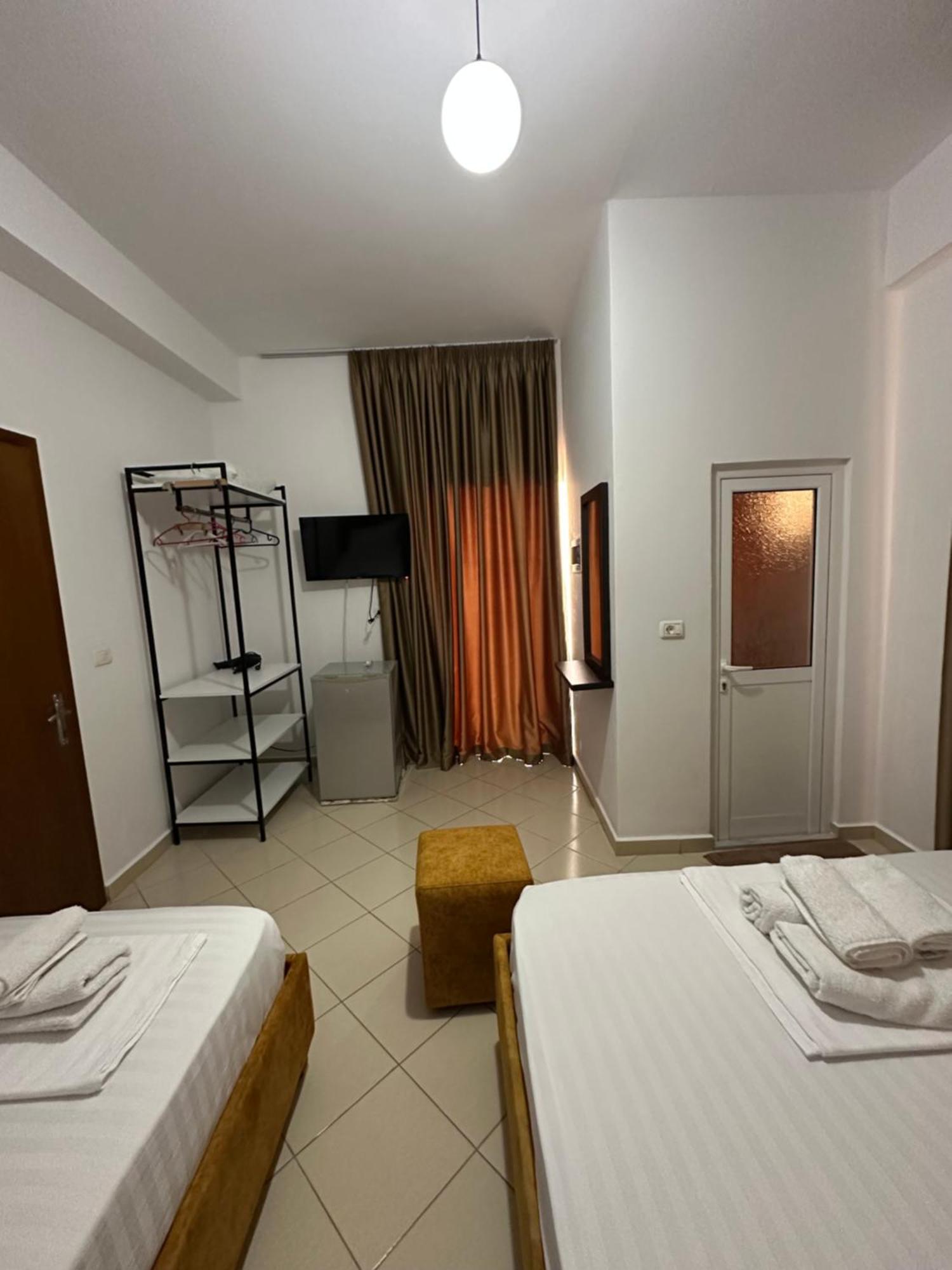 Lengu Holidays Houses Sarande Ruang foto